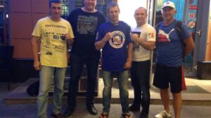 Вице-президент Федерации бокса горда Сызрань Виталий Хаджиониди и журналист Федерации…