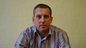 Знакомьтесь, Итяксов Александр Владимирович тренер-общественник, своими силами восстанавливает старые боксёрские…