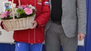 Встал сегодня пораньше, что бы поздравить с днём рождения замечательного…
