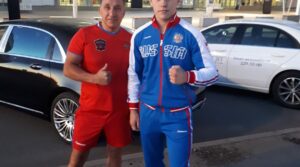 Михаил Захарьев и его тренер Равиль Азизов отправились на спортивные…