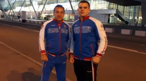 Тренер федерации бокса г.о.Сызрань Равиль Азизов и его воспитанник Дмитрий…