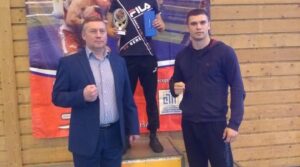 Подарок от Р.О.О. «Оплот» лучшему бойцу турнира «Памяти тренеров и…