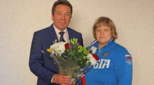 🥇Ирина Демасова-рекордсмен мира!Большими успехами порадовала Сызрань прославленная спортсменка Ирина Демасова,которая…