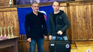 Полезный подарок спортивному клубу ГРУЗАВТО — медицинская сумка со всеми…