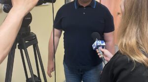 Председатель ОО Сплочение Сергей Иванов поздравил Центр «Искра» с Днём…