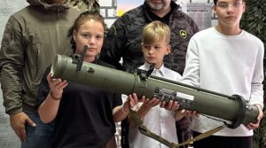 Привожу новых наставников в «Искру» Сила духа и связь поколений!…